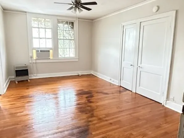 7825 Saint Charles Ave, New Orleans, LA