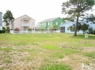 726 Sloop Pointe Ln, Kure Beach, NC 28449