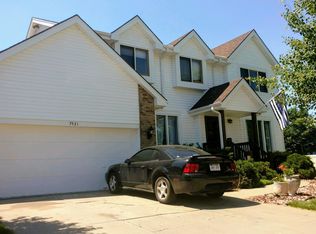 7531 Girard St, Omaha, NE 68122