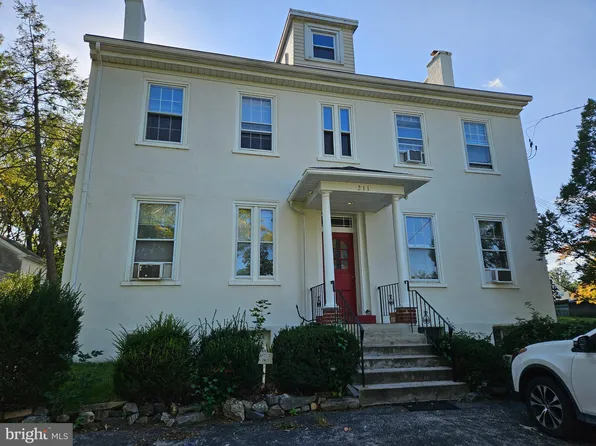 211 S Henderson Rd APT 4, King Of Prussia, PA 19406