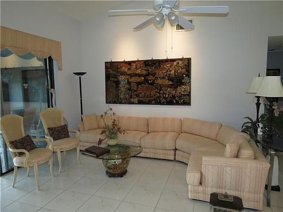 Home For Sale In Palm Chase Lakes