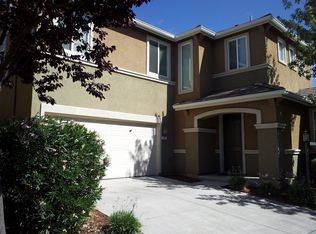 17 Enclave Pl, Sacramento, CA