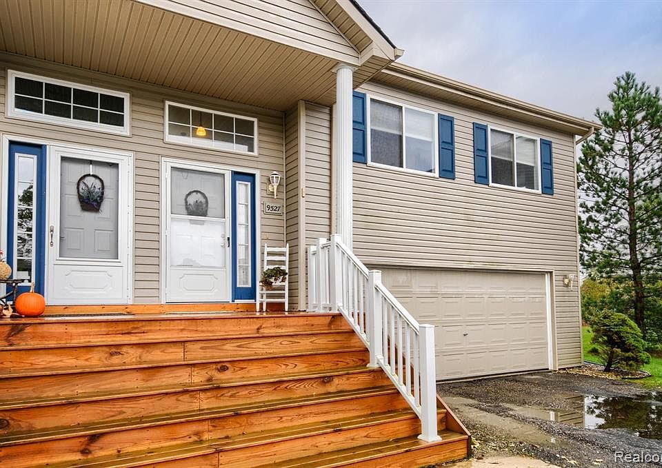 9527 Greenfield Ct, Grand Blanc, MI 48439 Zillow