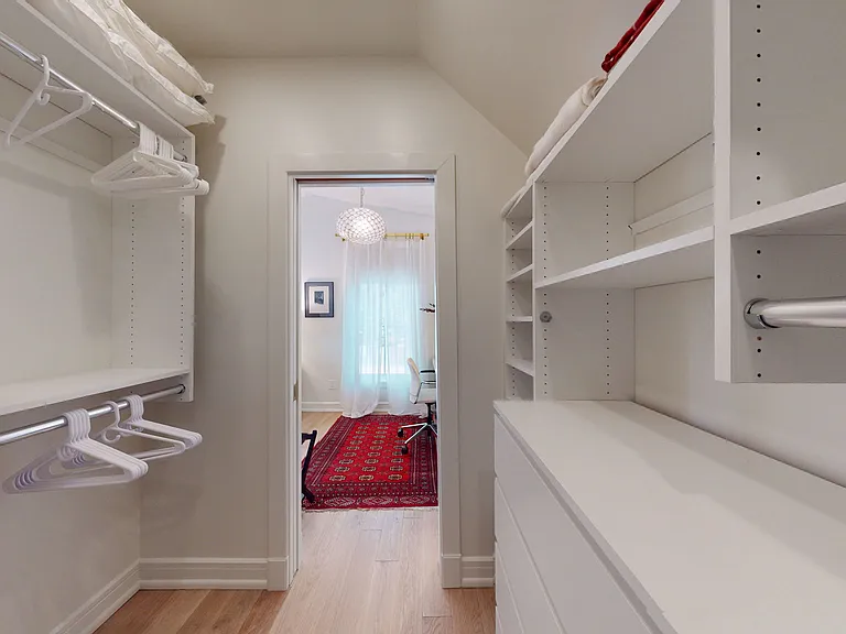 250 33rd Ave N #1 — Photo 21