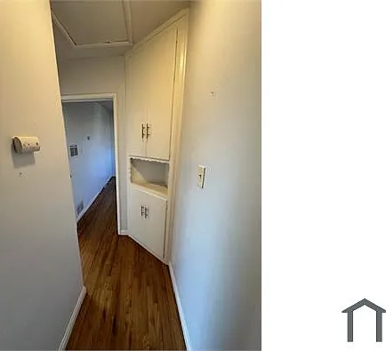 825 Laconia Blvd #4 — Photo 10