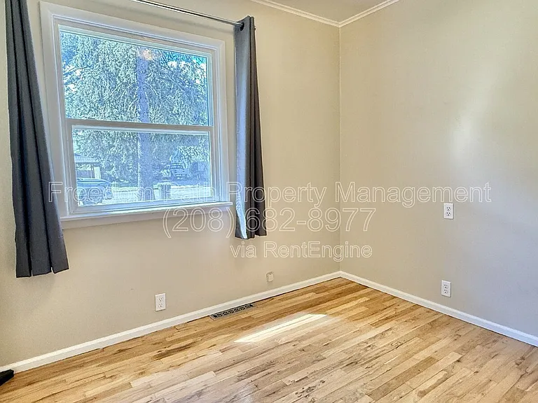 1008 Church St — Photo 18