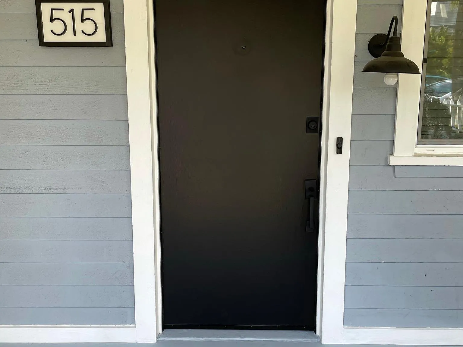 515 N Clementine St — Photo 2
