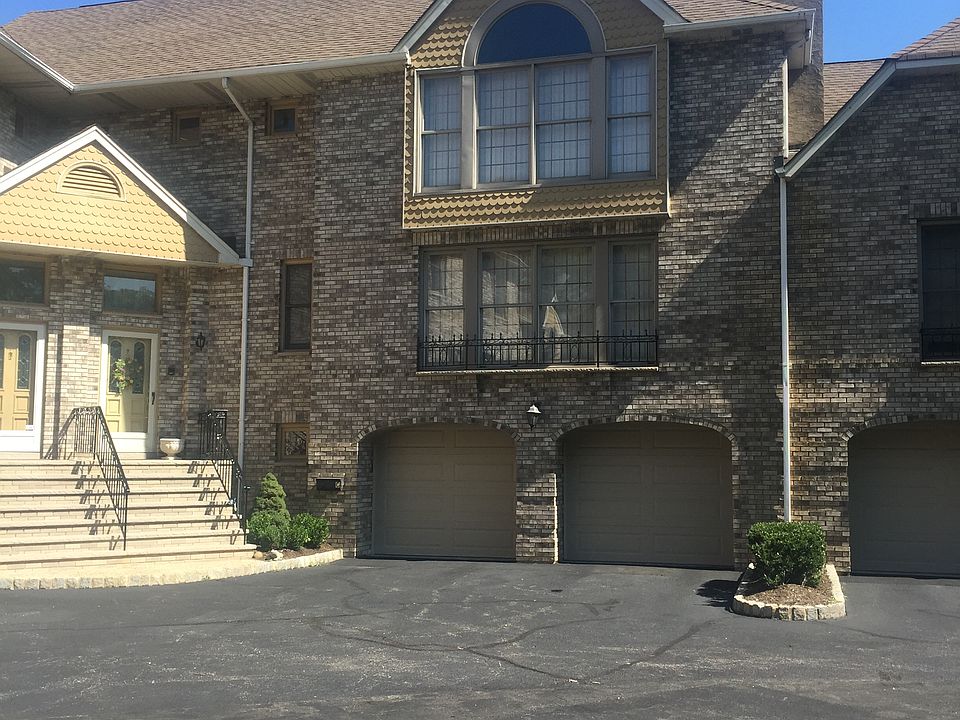 1st image of 265 Mount Pleasant Ave