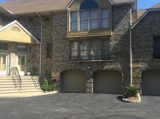 265 Mount Pleasant Ave, West Orange, NJ 07052