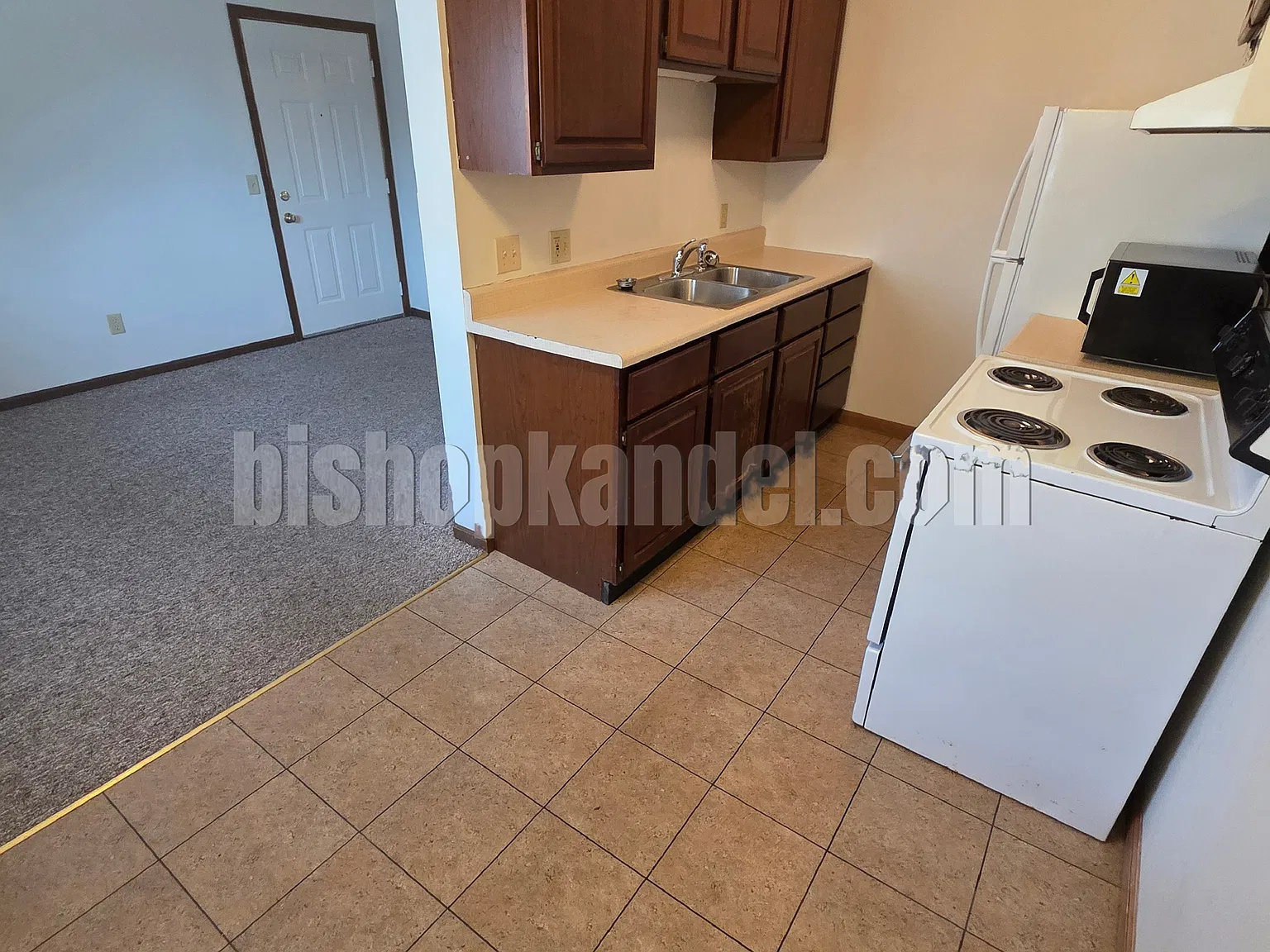 1 bed, 550 sqft, $705 — Photo 4