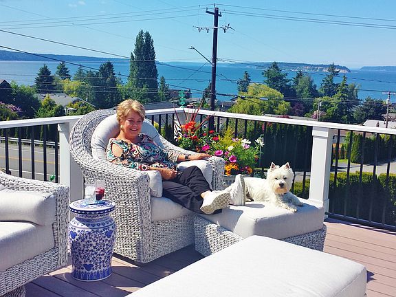 Friend enjoying PNW weather 