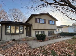 217 W Elmore St, Manly, IA 50456