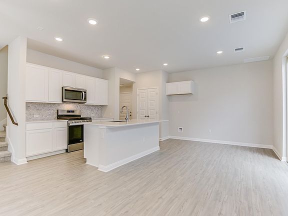 2nd image of 8507 Escovedo Dr