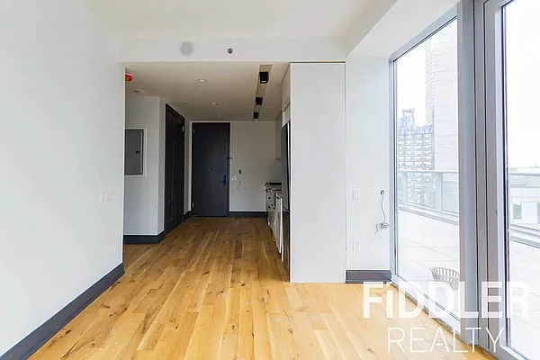 Rented by The KCI Group | media 78