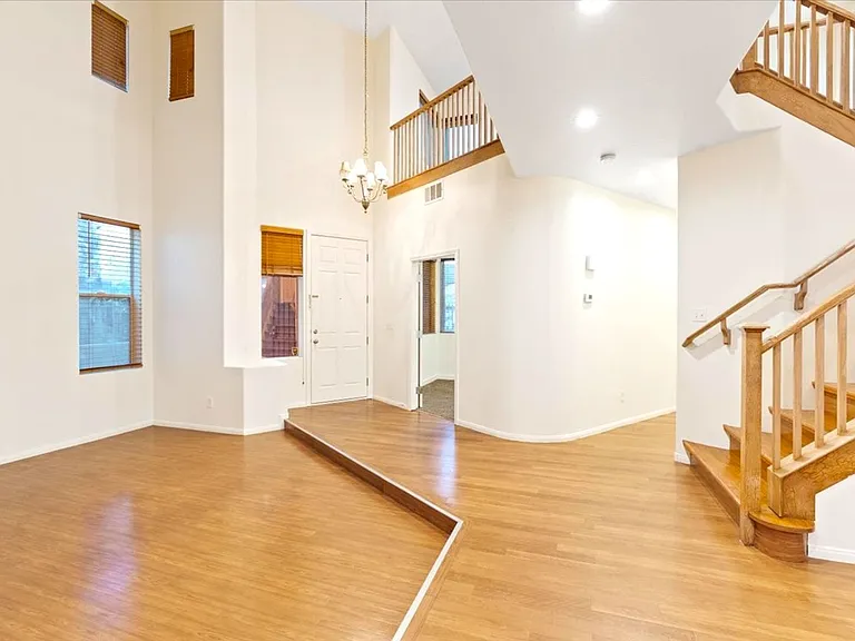 1708 Cordoba Canyon St — Photo 14
