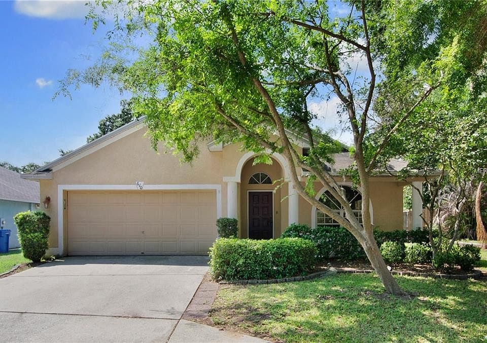 1st image of 610 Valencia Park Dr