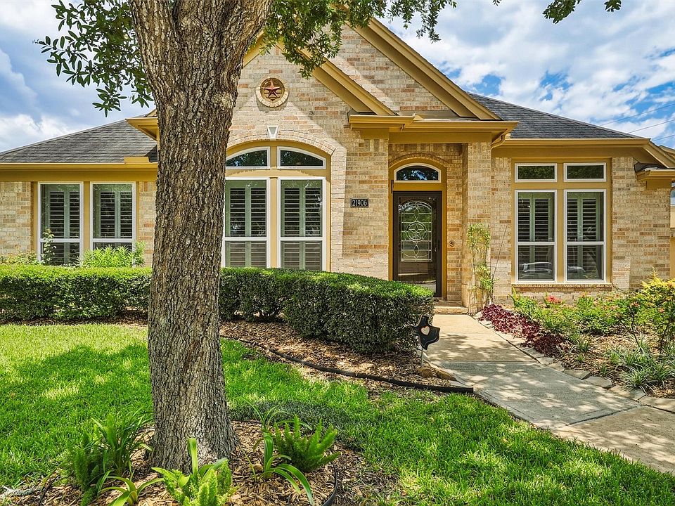1st image of 21906 Canyonwood Park Ln