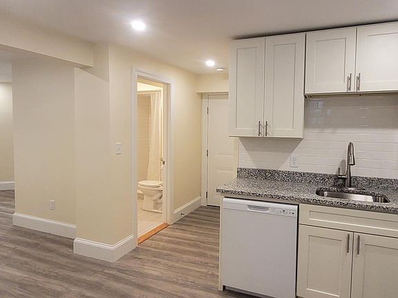 5th image of 24 Brainerd Rd #5B