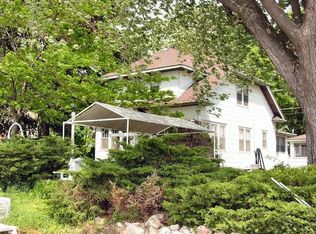 23347 W Lake Shore Dr, Antioch, IL 60002