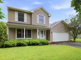 1730 Deer Run Dr, Montgomery, IL 60538