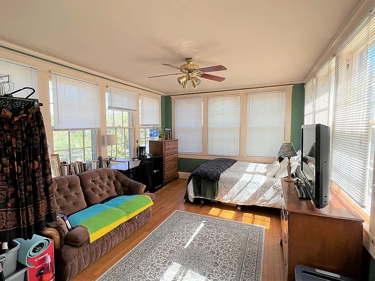 111 Washington Ave — Photo 15