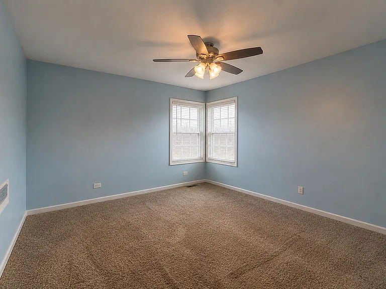 705 Pinehurst Ln — Photo 11