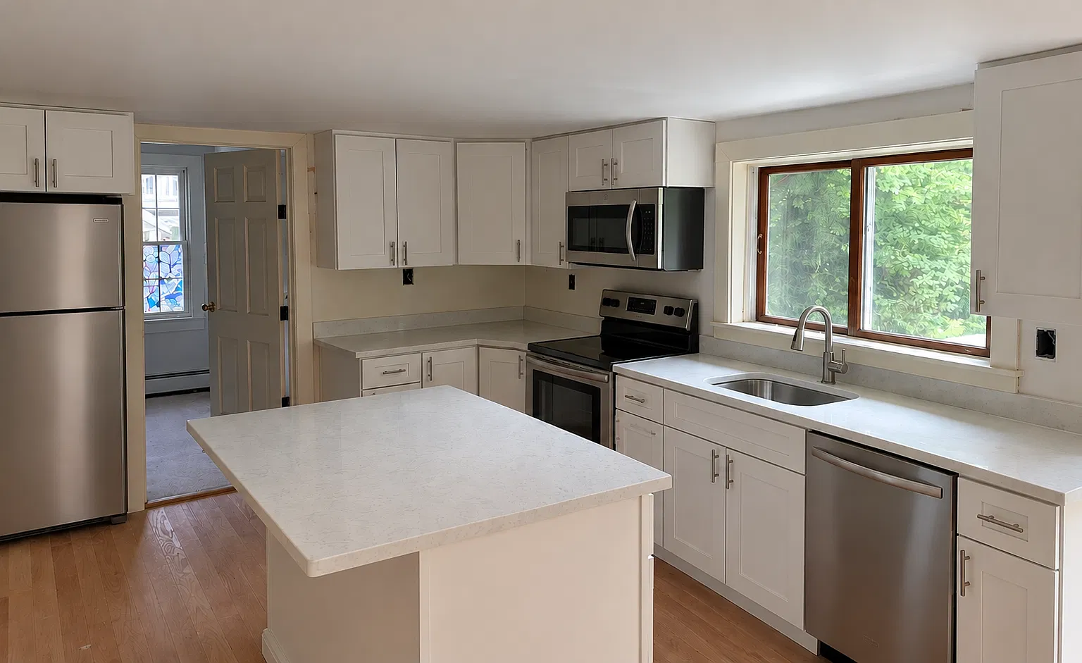 2 bed, 1000 sqft, $2,850 — Photo 1