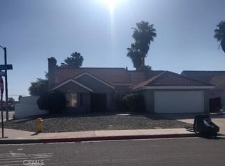 1297 Granite Dr, Hemet, CA 92543