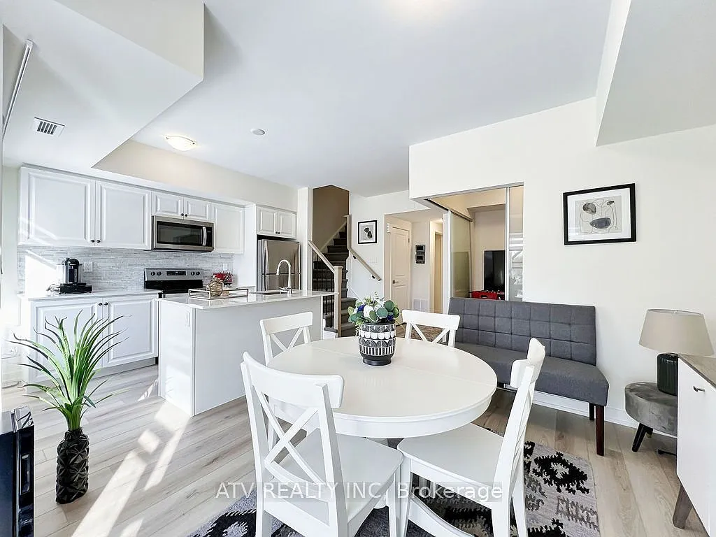 3 bed, $2,800 — Photo 4