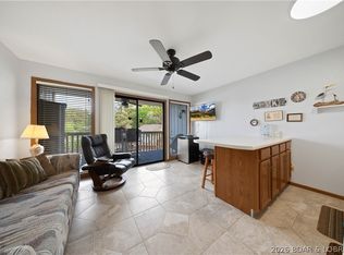 1442 Nichols Rd #H302, Osage Beach, MO 65065