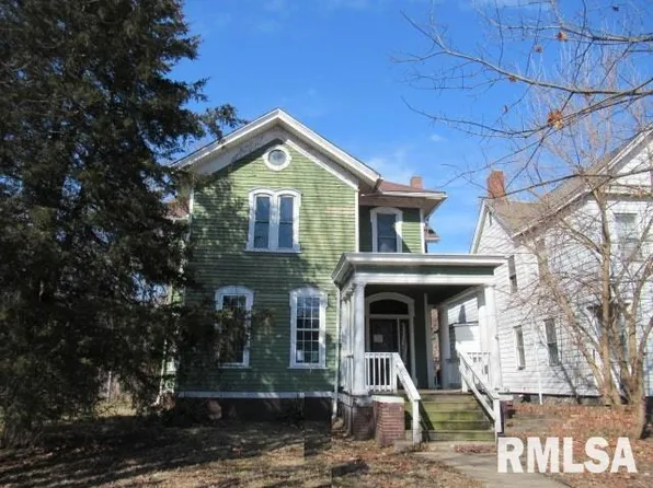 1015 NE Perry Ave, Peoria, IL 61603