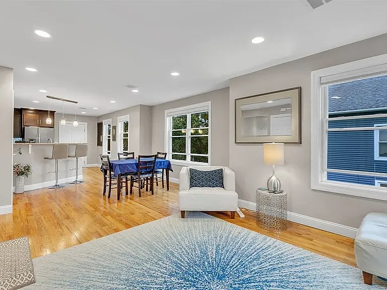 11 Hamlin Pl #B — Photo 24