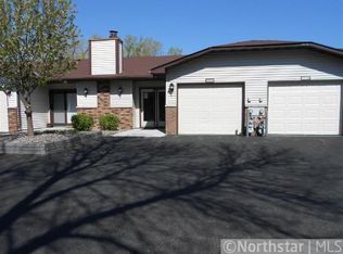 8689 Maplebrook Pkwy N, Brooklyn Park, MN 55445