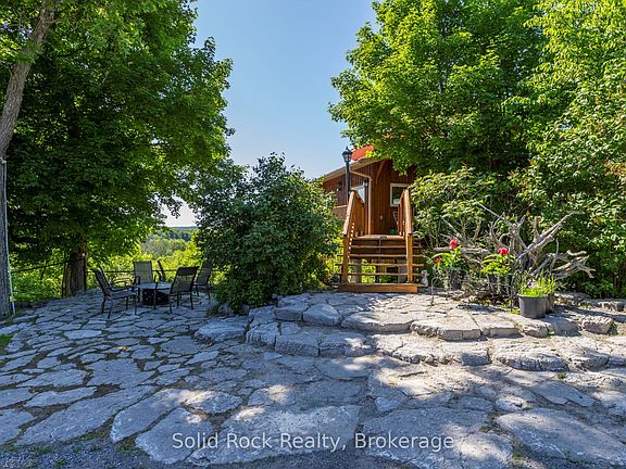 3rd image of 148 Glen Ridge Rd