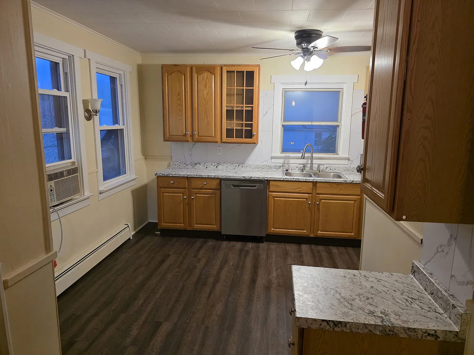 4 bed, 1700 sqft, $1,395 — Photo 3