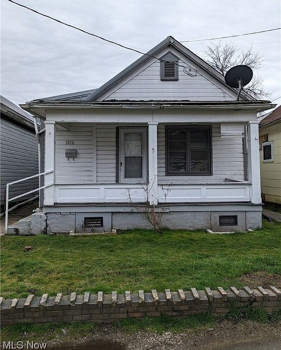 1st image of 1016 Beech St