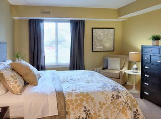 3055 Whisperwood Dr APT 372, Ann Arbor, MI 48105