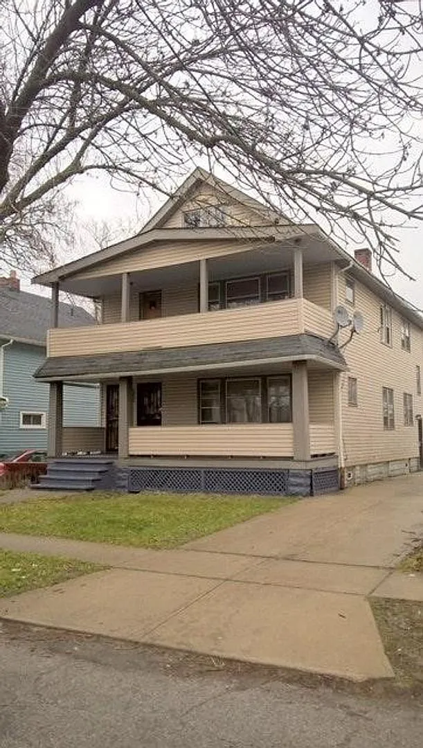3421 E 143rd St #2 photo 1
