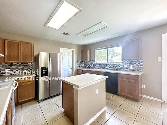 2nd image of 1107 Deerhound Pl
