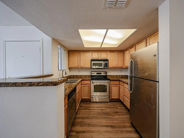 5757 W Eugie Ave #1038 — Photo 24