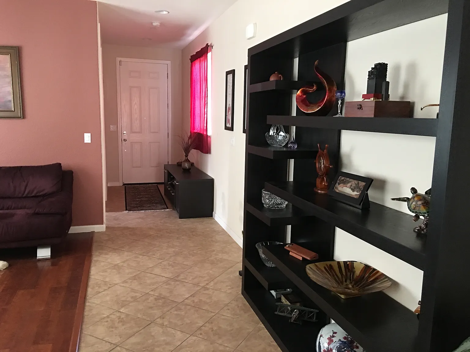 4 bed, 2866 sqft, $4,100 — Photo 2