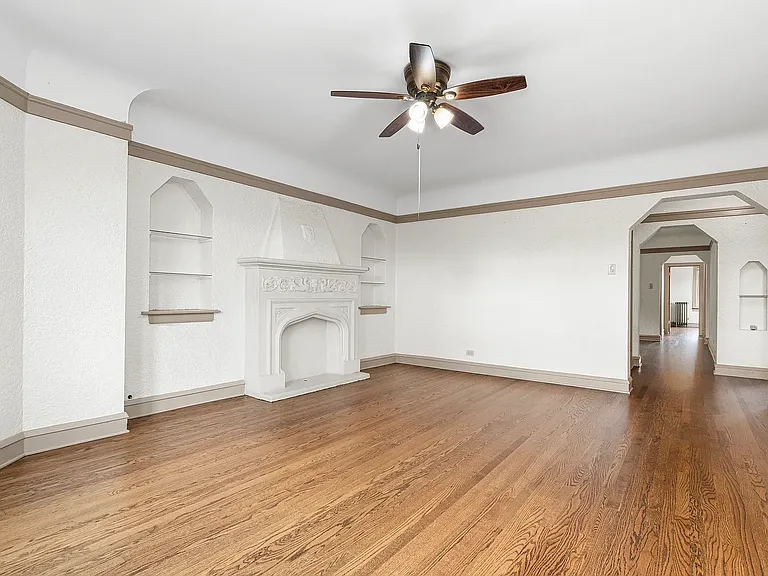 5352 W Sunnyside Ave #2 — Photo 2