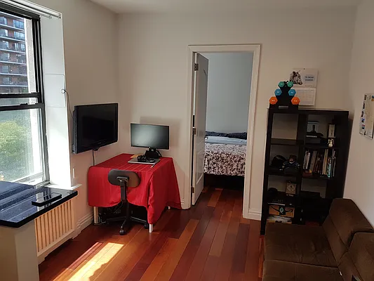 Rented by CNYC Apartments | media 18