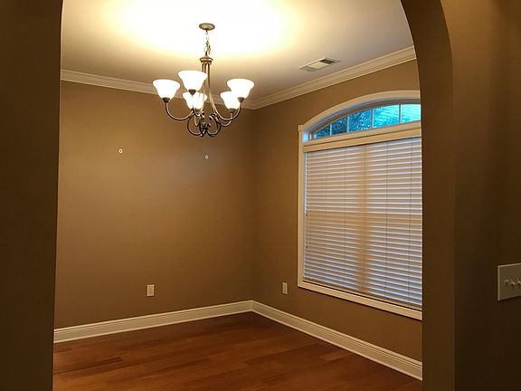5th image of 13668 Old Ivey Dr