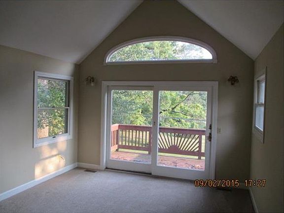 5th image of 9063 Kemper Dr