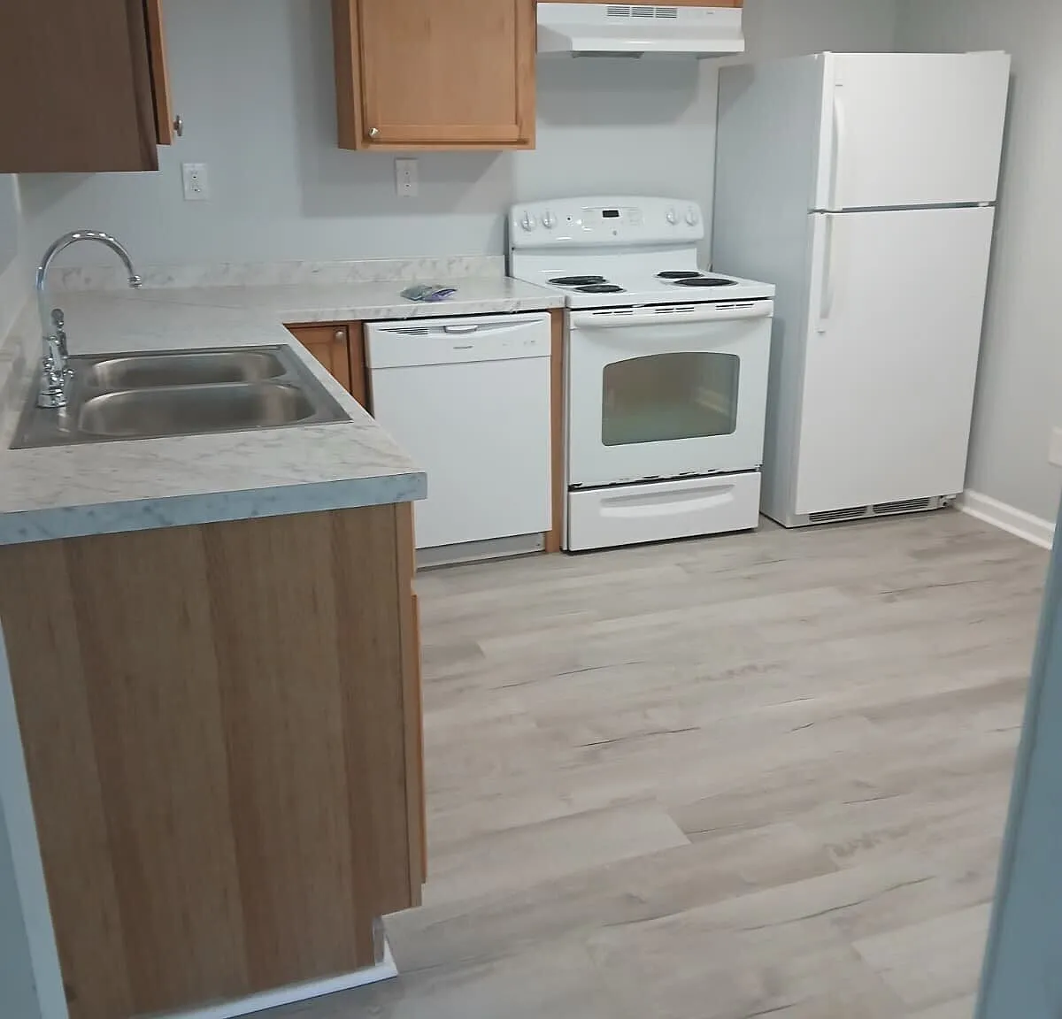 2BR Homes in Hickory — Photo 1