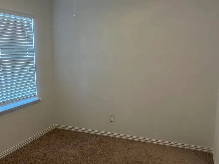 7512 Jones Dr — Photo 18