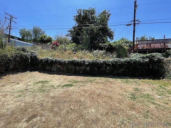4th image of 428 28th St