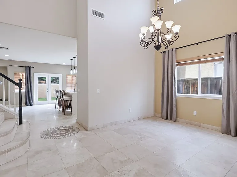 5187 Knollwood Way — Photo 7