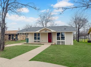 828 Indiana St, Graham, TX 76450